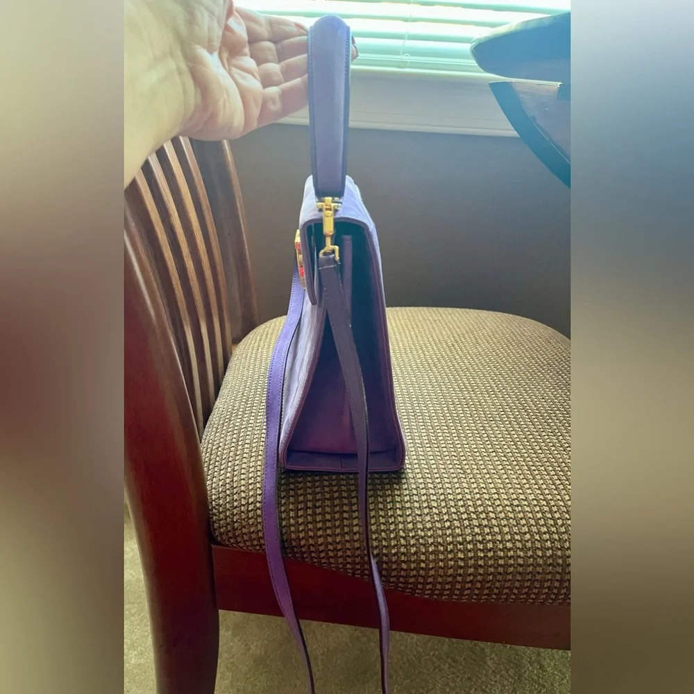 Authentic Salvatore Ferragamo Suede Purse - Picture 4 of 16